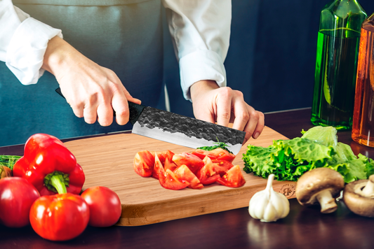 <h2 style="font-size:28px; margin-bottom:-10px;"><b>Cook for Thanksgiving Like a Pro </b></h2><br><h3>With the cutting boards used by celebrity chefs</h3>